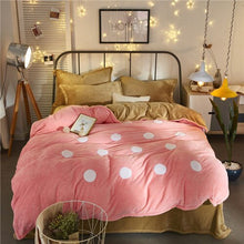 Load image into Gallery viewer, Bedding Set