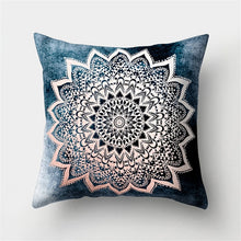Load image into Gallery viewer, Mandala Pillow Case